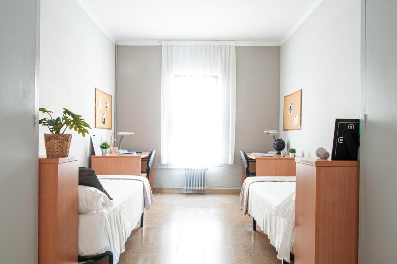 Residencia Universitaria Resa Sant Jordi Таррагона Екстер'єр фото